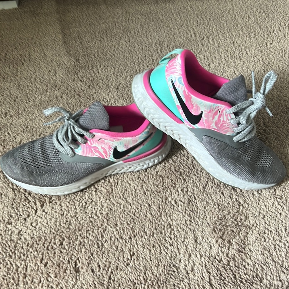 Nike Odyssey React runners